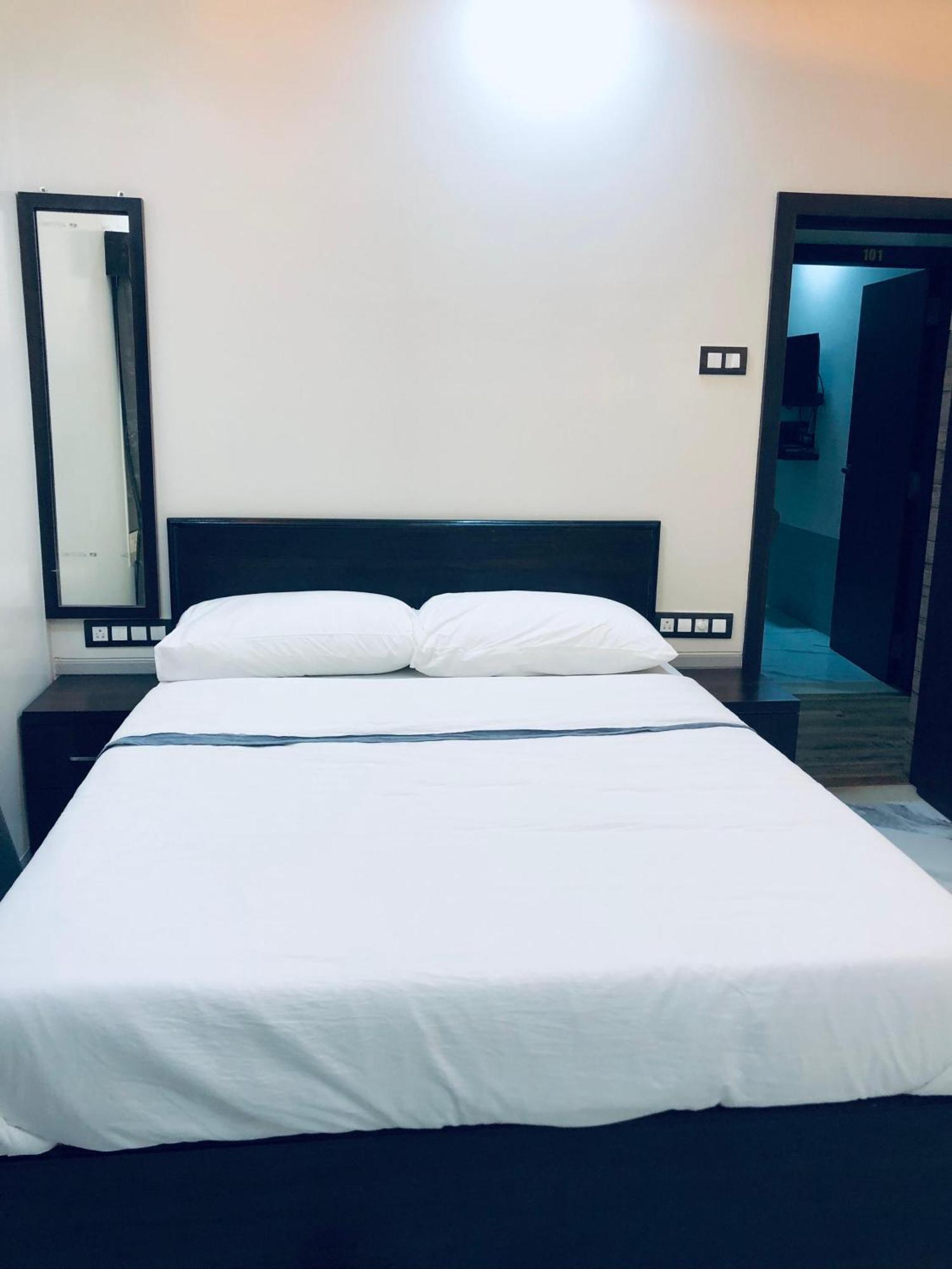 Sameena Guest House 판치가니 외부 사진